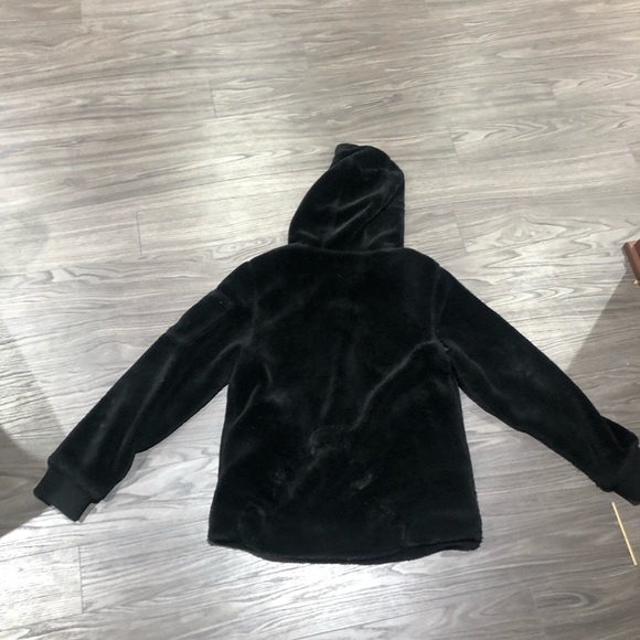 Sweater/jacket - Picture 3 of 3